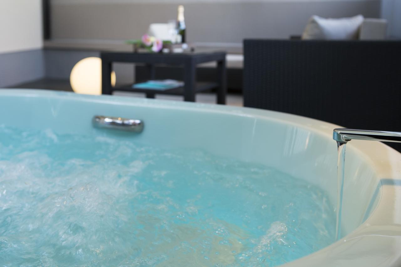 Toyokawa Hotel Plant Garden Resort (Adults Only) מראה חיצוני תמונה