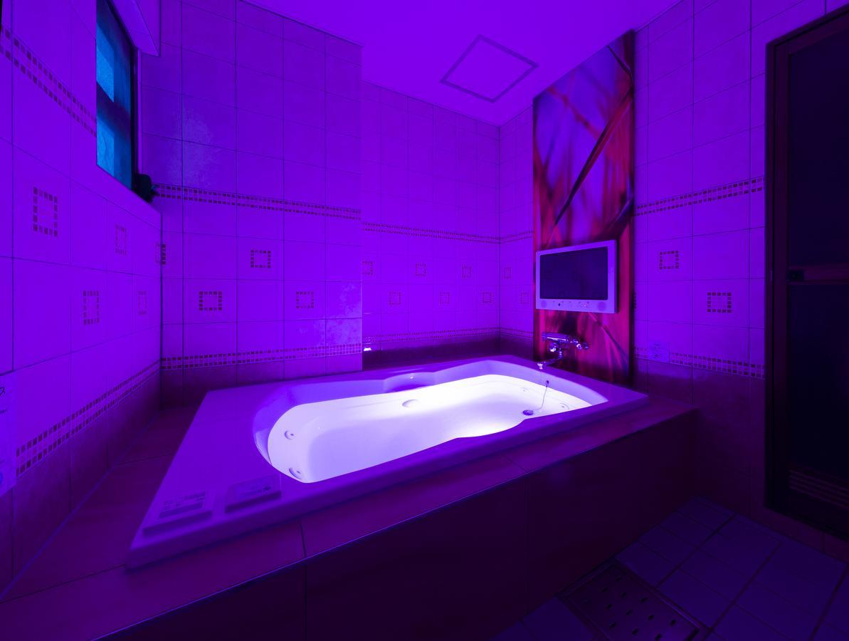 Toyokawa Hotel Plant Garden Resort (Adults Only) מראה חיצוני תמונה
