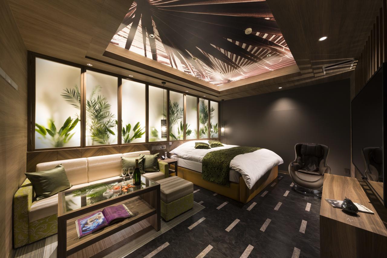 Toyokawa Hotel Plant Garden Resort (Adults Only) מראה חיצוני תמונה