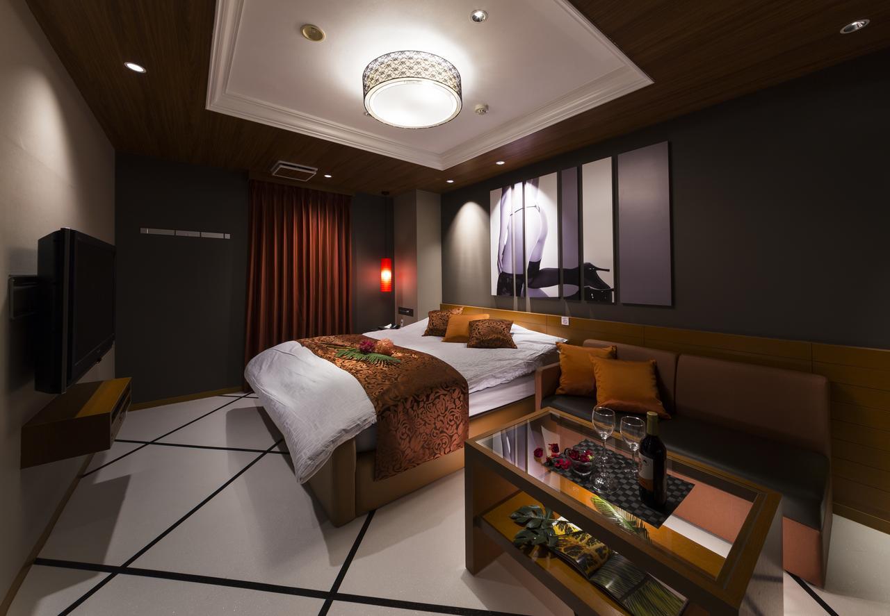 Toyokawa Hotel Plant Garden Resort (Adults Only) מראה חיצוני תמונה