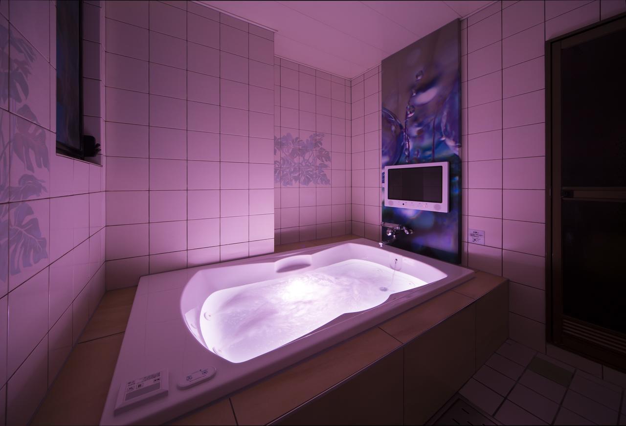 Toyokawa Hotel Plant Garden Resort (Adults Only) מראה חיצוני תמונה