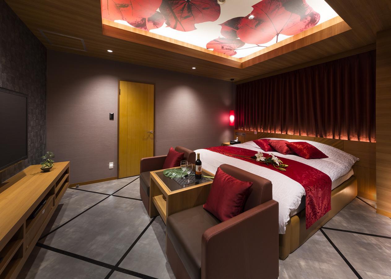 Toyokawa Hotel Plant Garden Resort (Adults Only) מראה חיצוני תמונה