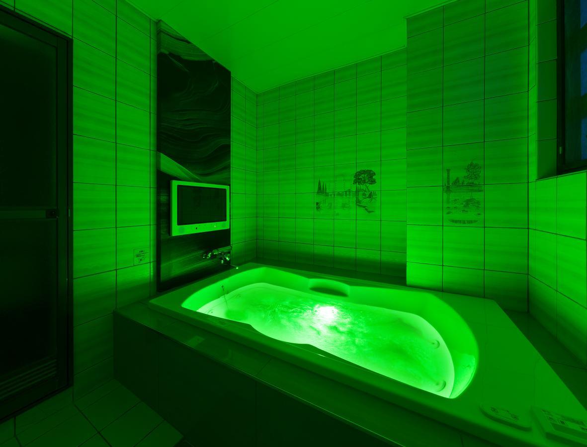 Toyokawa Hotel Plant Garden Resort (Adults Only) מראה חיצוני תמונה