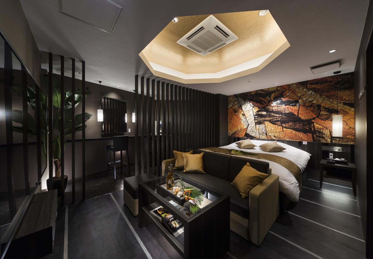 Toyokawa Hotel Plant Garden Resort (Adults Only) מראה חיצוני תמונה