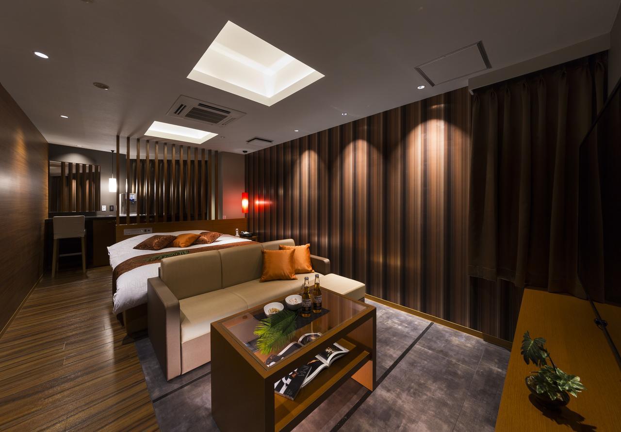 Toyokawa Hotel Plant Garden Resort (Adults Only) מראה חיצוני תמונה