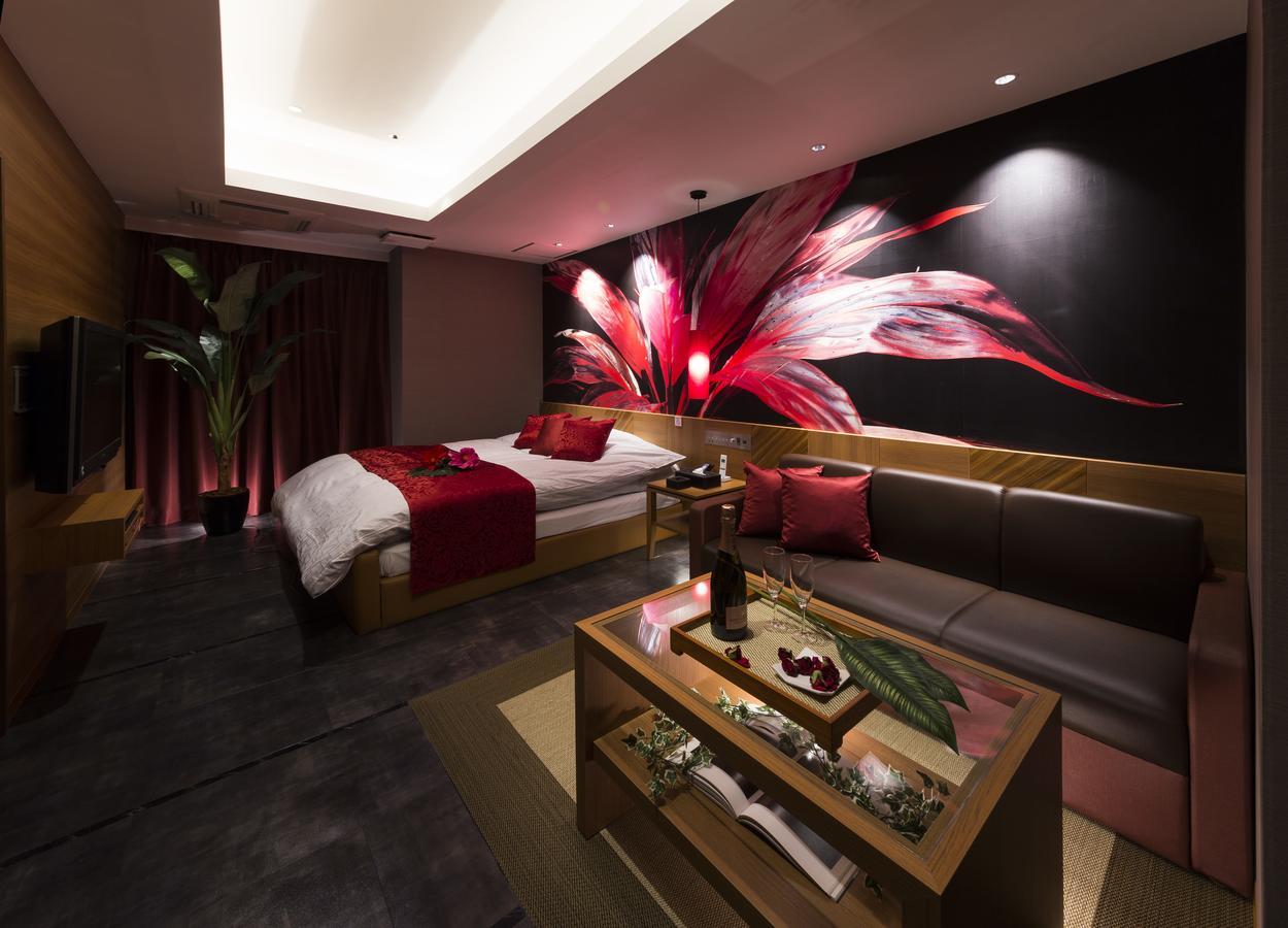 Toyokawa Hotel Plant Garden Resort (Adults Only) מראה חיצוני תמונה