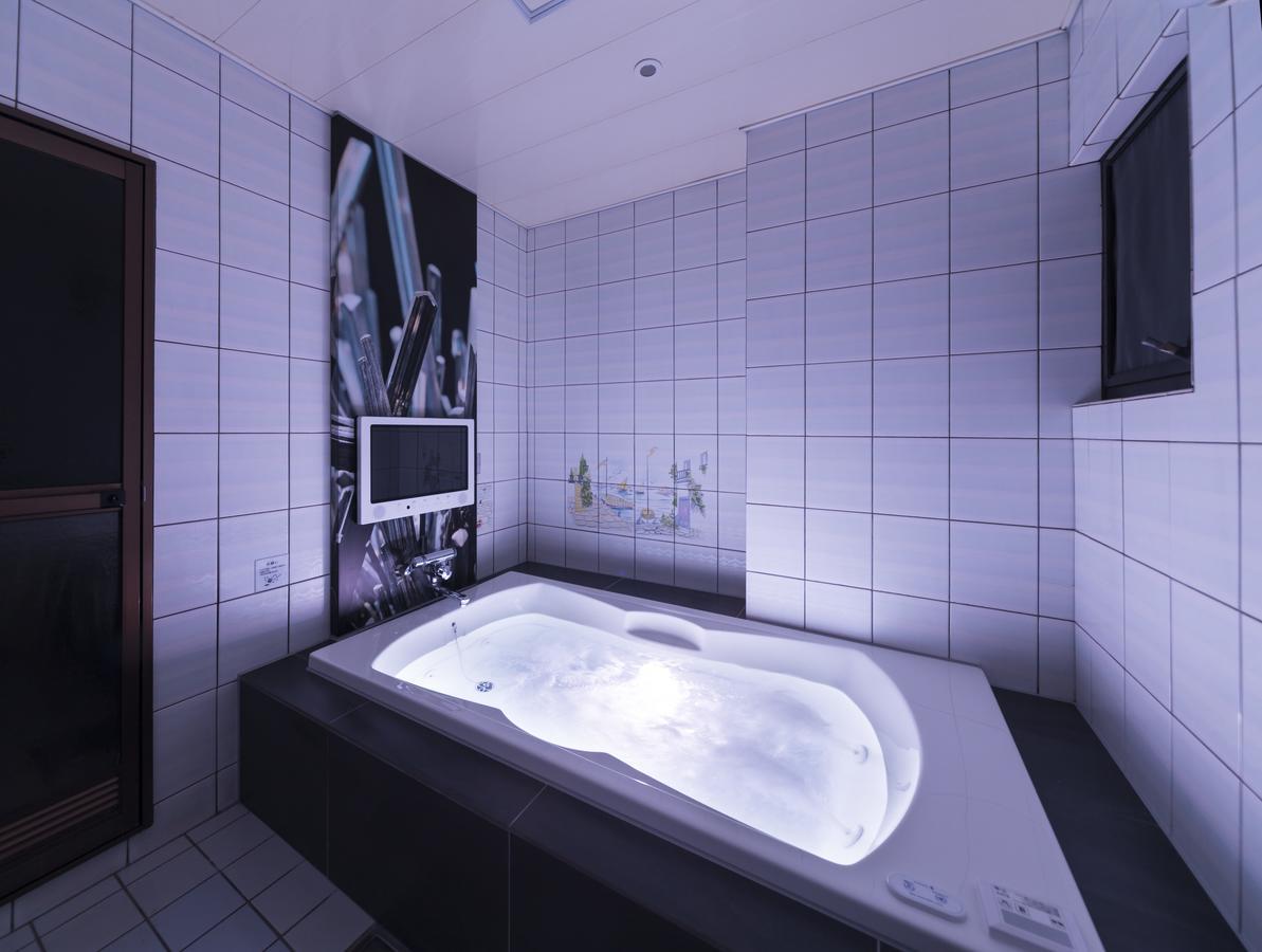 Toyokawa Hotel Plant Garden Resort (Adults Only) מראה חיצוני תמונה