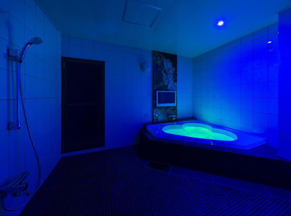 Toyokawa Hotel Plant Garden Resort (Adults Only) מראה חיצוני תמונה